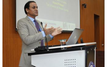 Dr Ashwani Pareek ED NABI interacting with Faculty Staff and Students